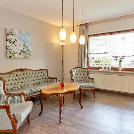 Cafe Rosi Ferienwohnung Bernkastel-Kues Exterior foto